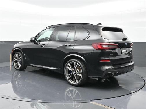 2023 BMW X5 M50i
