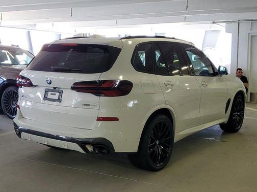 2026 BMW X5 sDrive40i