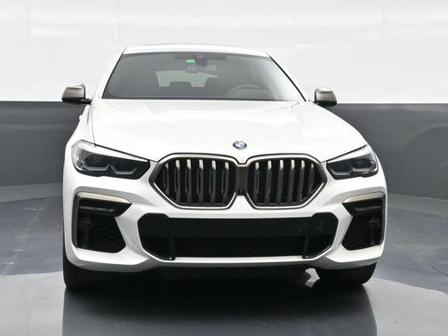 Mineral White Metallic 2023 BMW X6 M50i