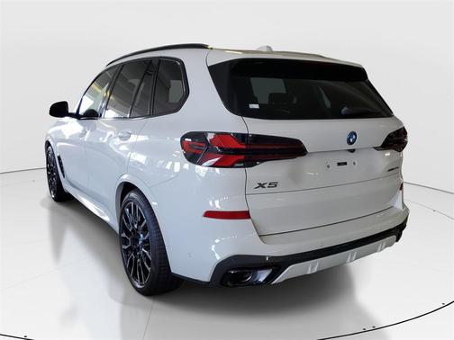 2026 BMW X5 PHEV xDrive50e