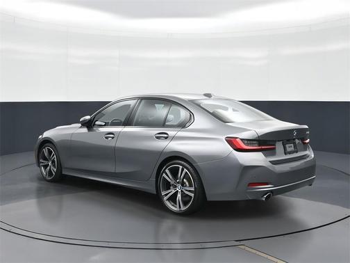 2023 BMW 330 i