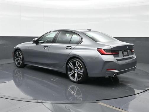 2023 BMW 330 i