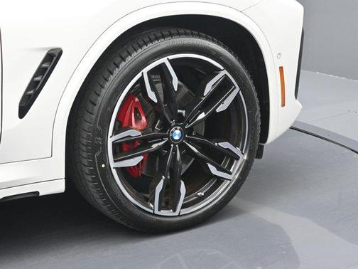 2024 BMW X3 M40i