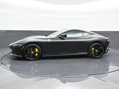 2021 Ferrari Roma Base