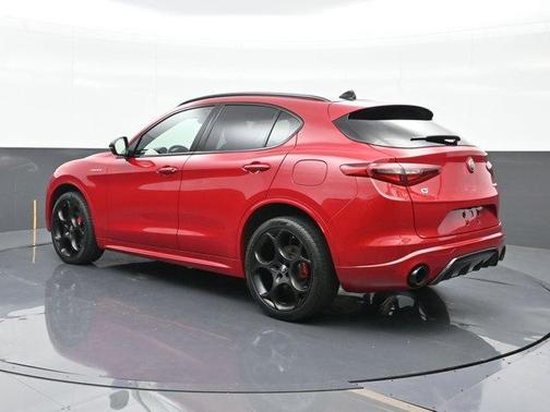 2022 Alfa Romeo Stelvio Veloce