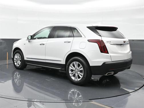 2023 Cadillac XT5 Luxury