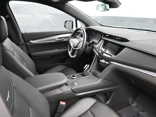 2023 Cadillac XT5 Luxury