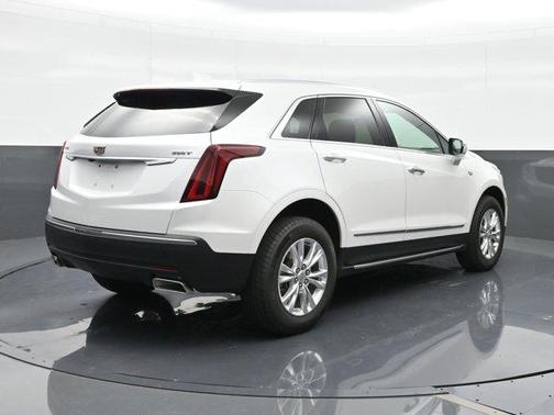 2023 Cadillac XT5 Luxury