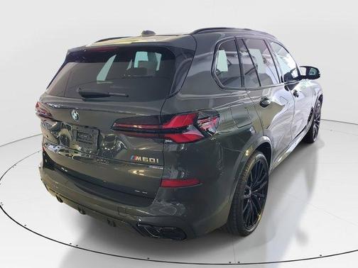 2026 BMW X5 M60i