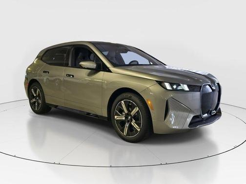 2026 BMW iX xDrive60