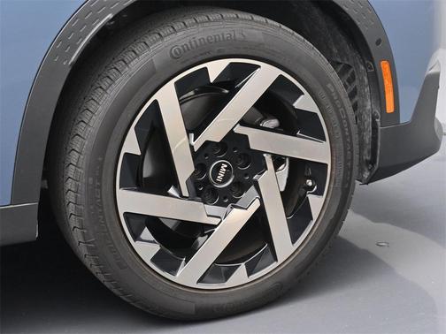2025 MINI Countryman S