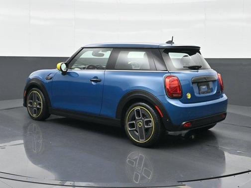 2023 MINI SE Hardtop BASE