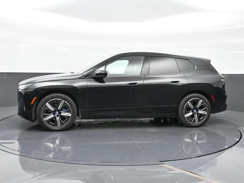 2025 BMW iX xDrive50