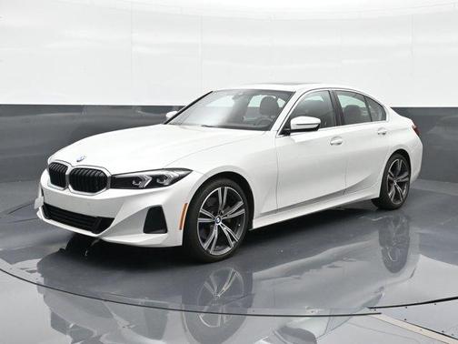 Mineral White Metallic 2024 BMW 330 i