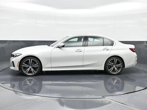 White Metallic 2024 BMW 330 i