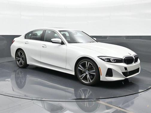 Mineral White Metallic 2024 BMW 330 i