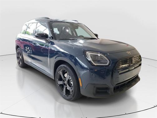 2025 MINI Countryman Base