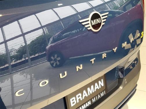 2025 MINI Countryman Base