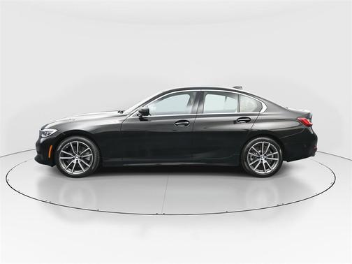 2022 BMW 330 i