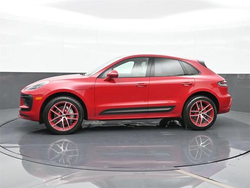 2023 Porsche Macan Base