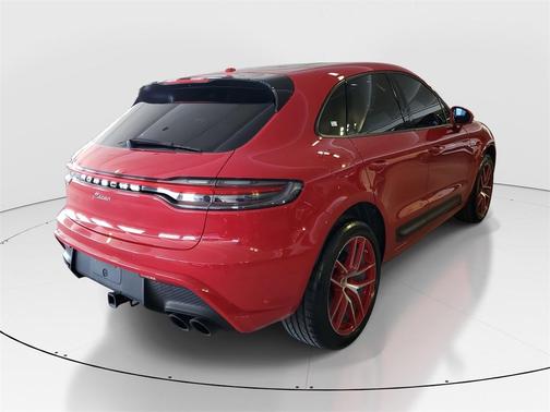 2023 Porsche Macan Base