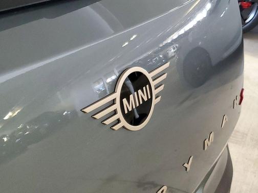 Smoke Green 2026 MINI Countryman S