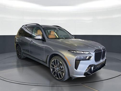 C4W 2027 BMW X7 xDrive40i