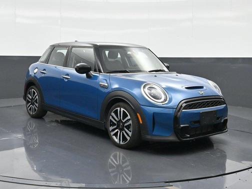 2022 MINI Hardtop Cooper S