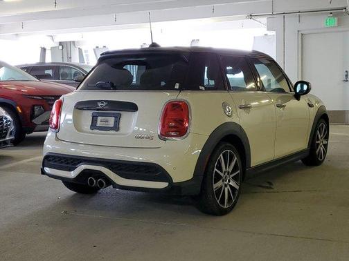 2023 MINI Hardtop Cooper