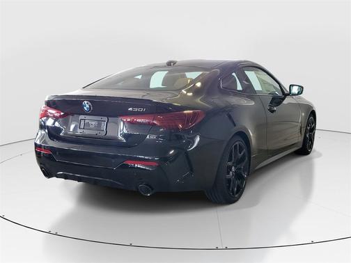 2026 BMW 430 i