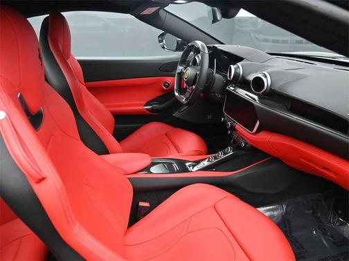 2023 Ferrari Portofino M Base