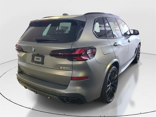 2026 BMW X5 M60i