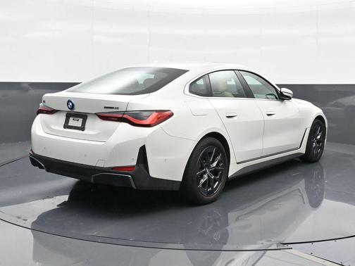 Alpine White 2023 BMW i4 Gran Coupe eDrive35