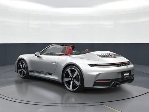 GT Silver Metallic 2026 Porsche 911 Carrera