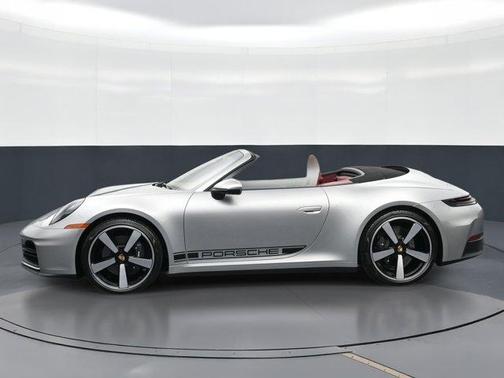 GT Silver Metallic 2026 Porsche 911 Carrera
