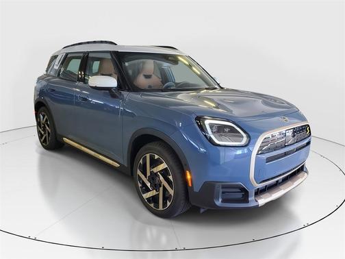 2025 MINI Countryman Base