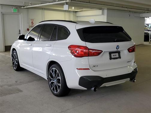 2022 BMW X1 sDrive28i