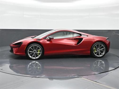 2024 McLaren Artura Base