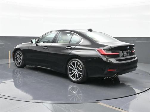 2021 BMW 330 i
