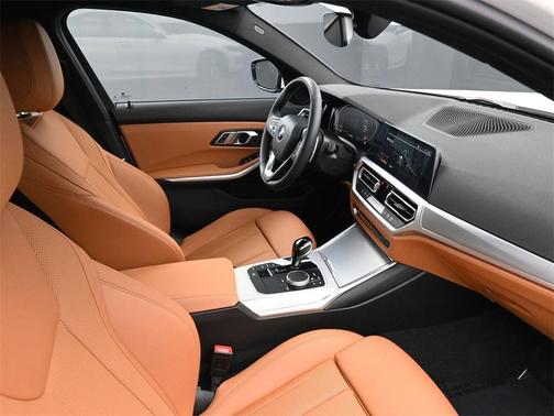 2022 BMW 330 i