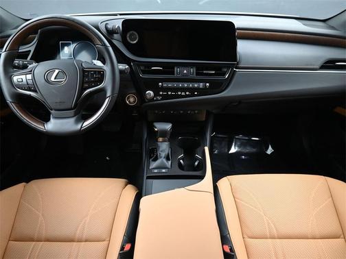 2024 Lexus ES 300h Ultra Luxury