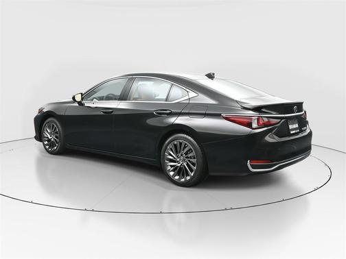 2024 Lexus ES 300h Ultra Luxury
