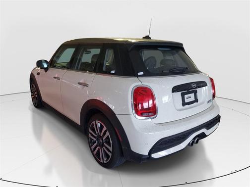 2023 MINI Hardtop Cooper