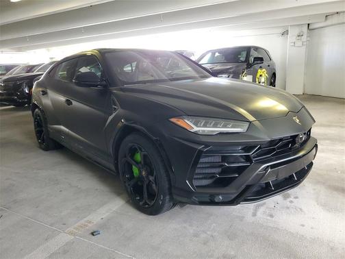 2019 Lamborghini Urus Base