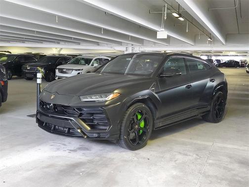 2019 Lamborghini Urus Base