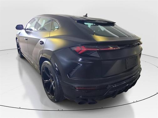 2019 Lamborghini Urus Base
