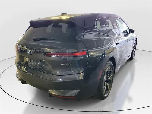 2026 BMW iX xDrive45