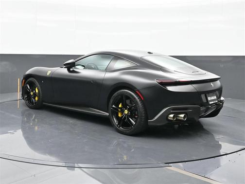 2021 Ferrari Roma Base