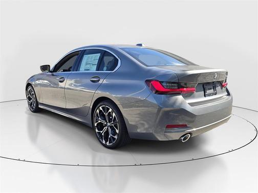 2025 BMW 330 i