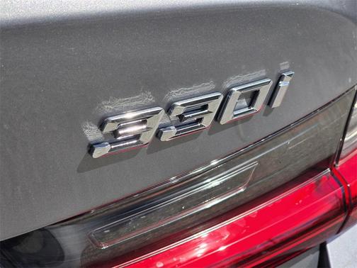2025 BMW 330 i